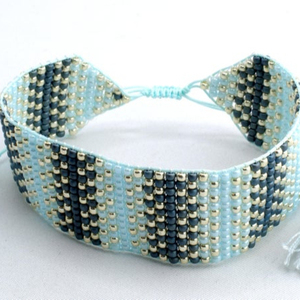 Bracelet artisanal en perles Miyuki, source de bonheur - Product Image 1