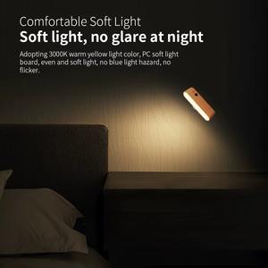 Appliques murales LED nordiques en bois avec détecteur de mouvement, veilleuse magnétique, lampe de chevet portable et amovible, lampe murale LED 360° USB rotatif - Product Image 2