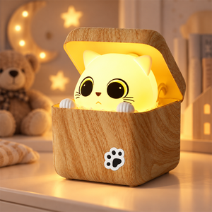 Lampada Notturna Creativa a Forma di Gattino Timido con Sensore di Movimento, Luce Decorativa per Cameretta Bambini - Product Image 1