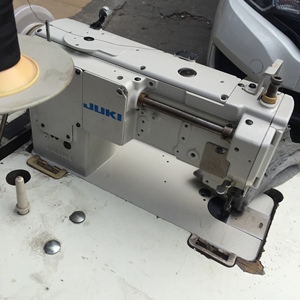 Factory Sale Used Japan Juki-DNU-1541 Industrial <b>Sewing</b> Leather , Thick <b>Material</b> Machine - Product Image 2