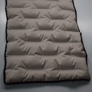 <span class=keywords><strong>Tissu</strong></span> <span class=keywords><strong>matelassé</strong></span> imperméable <span class=keywords><strong>Double</strong></span> <span class=keywords><strong>face</strong></span>, <span class=keywords><strong>pour</strong></span> la veste, 50 pièces, vente en gros - Product Image 3