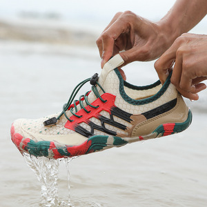 Chaussures d'eau pour hommes et femmes, séchage rapide, respirantes, antidérapantes, semelle souple, pour la plage, la rivière, la natation, la randonnée, les activités de plein air - Product Image 1