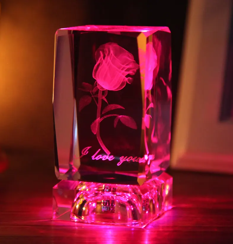 Nieuwe Ruwe Kristallen Glas Blok Groothandel 3D Laser Crystal Rose Cube & Blok Met Led Light Base