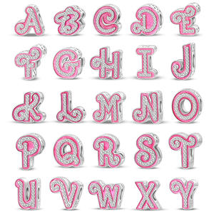 Produttore lettera Charm rosa piccola lega d'argento metallo zircone 26 lettere <span class=keywords><strong>A-Z</strong></span> Charm per la creazione di gioielli fai da te accessori all'ingrosso - Product Image 1