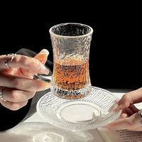 Ensemble de tasses à café et à thé en verre de luxe avec soucoupes, ensemble de tasses à café turques arabes vintage avec poignée unique