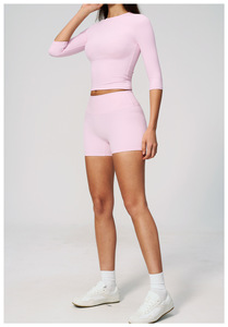 Conjunto de <span class=keywords><strong>Yoga</strong></span> de Secado Rápido para Mujer con Logotipo Personalizado, Top Deportivo de Manga Corta, Ropa de Gimnasio, Pantalones Cortos de <span class=keywords><strong>Yoga</strong></span> de Cintura Alta con Efecto Levanta Glúteos - Product Image 5