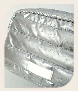 Simple Makeup <b>Bag</b> High End Aesthetic Large Capacity Handheld Cosmetic Organizer Wholesale Cloud <b>Toiletry</b> <b>Bag</b> for <b>Travel</b> - Product Image 5