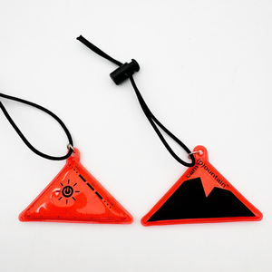 Tùy chỉnh màu vàng đỏ PVC vật liệu phản chiếu <span class=keywords><strong>Keychain</strong></span> với <span class=keywords><strong>LED</strong></span> ánh sáng vest hình dạng phản xạ huỳnh quang cho tăng cường khả năng hiển thị - Product Image 6