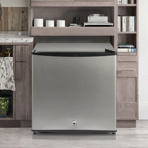 Mini-réfrigérateur vertical en acier inoxydable à porte battante simple, électrique, pour hôtel et usage domestique - Product Image 2