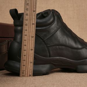 Men's Cow Leather Walking Shoes Solid <b>Round</b> <b>Toe</b> Low <b>Heel</b> Plush Lining Insulative Buckle Design Autumn Winter Fashion Casual - Product Image 2