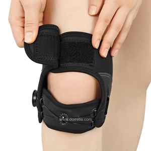 Rodillera profesional ajustable con orificio abierto con protección <span class=keywords><strong>de</strong></span> rótula <span class=keywords><strong>de</strong></span> <span class=keywords><strong>menisco</strong></span> para coderas y rodilleras deportivas <span class=keywords><strong>de</strong></span> alta intensidad para hombres - Product Image 5