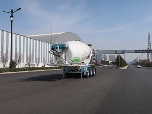 CIMC LINYU Hochwertiger und berühmter 3-Achs-14m3-Betonmischer-Sattelauflieger zum Verkauf - Product Image 6