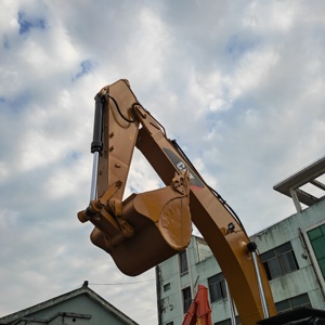 Excavadora hidráulica Cat 336D de 36 toneladas, eficiente y de alta resistencia, adecuada para operaciones de minería y extracción de piedra a gran escala. - Product Image 3