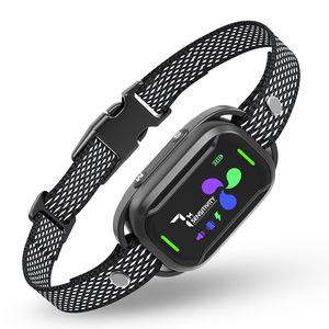 Collar inteligente de control de ladridos para perros con pantalla a color y dispositivo de entrenamiento con descarga eléctrica, material ABS negro - Product Image 4