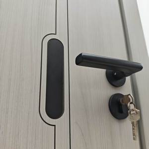 Porta Interna Moderna de Madeira Maciça com Acabamento Impermeável para Quarto, Banheiro, Sala de Estar e Casa - Product Image 3