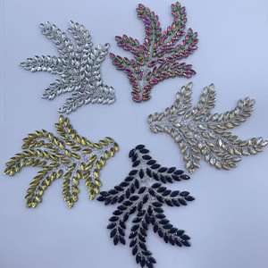 Vente chaude transfrontalière pour <span class=keywords><strong>Amazon</strong></span> en Stock verre thermofusible 3D strass <span class=keywords><strong>fleur</strong></span> européen américain bandeau <span class=keywords><strong>d</strong></span>écorations mariage - Product Image 1