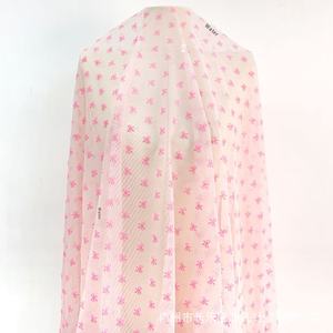 Tissu en maille de polyester et élasthanne extensible dans les quatre sens, doux pour la peau, toucher doux, gaze avec nœud floqué pour lingerie et vêtements - Product Image 5