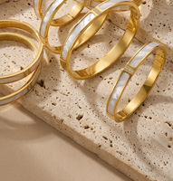 Bracelet pour femme en acier inoxydable, plaqué or 18 carats sous vide, motif coquillage, style européen et américain, bijoux transfrontaliers de luxe léger, inaltérable