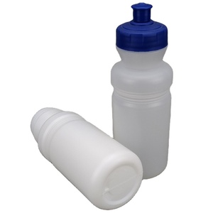 Botella deportiva de muestra gratuita: Botella de agua de plástico con tapa para senderismo al aire libre, ciclismo de carretera y otras actividades - Product Image 1