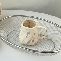 Tasse à café en céramique artisanale nordique façonnée à la main, forme irrégulière, effet éclaboussures, ensemble de vaisselle