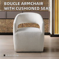 Fauteuil d'appoint en bouclette à montage facile et gain de place avec structure solide