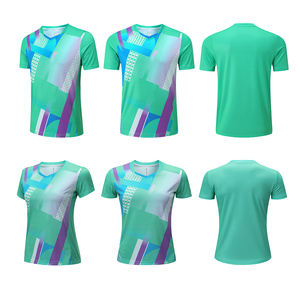 Camiseta deportiva sin costuras de secado rápido para hombre para recuperación y entrenamiento con paneles de malla de enfriamiento - Product Image 5