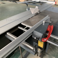 Table coulissante de conception Altendorf robuste scie double coupe de bois machine à contreplaqué travail du bois