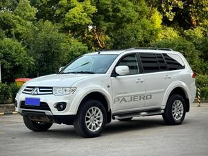 Auto <span class=keywords><strong>de</strong></span> <span class=keywords><strong>segunda</strong></span> <span class=keywords><strong>mano</strong></span>, <span class=keywords><strong>Mitsubishi</strong></span> Pajero <span class=keywords><strong>Sport</strong></span> 2013, 3.0L, 2WD, automático, SUV <span class=keywords><strong>de</strong></span> lujo, volante a la izquierda, exportación a África Occidental, SUV. - Product Image 2