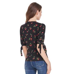 Top e Camicetta Vintage da <span class=keywords><strong>Donna</strong></span> Personalizzata con Maniche a Sbuffo, Scollo a V e Abbottonatura <span class=keywords><strong>in</strong></span> Chiffon e <span class=keywords><strong>Raso</strong></span> - Product Image 3
