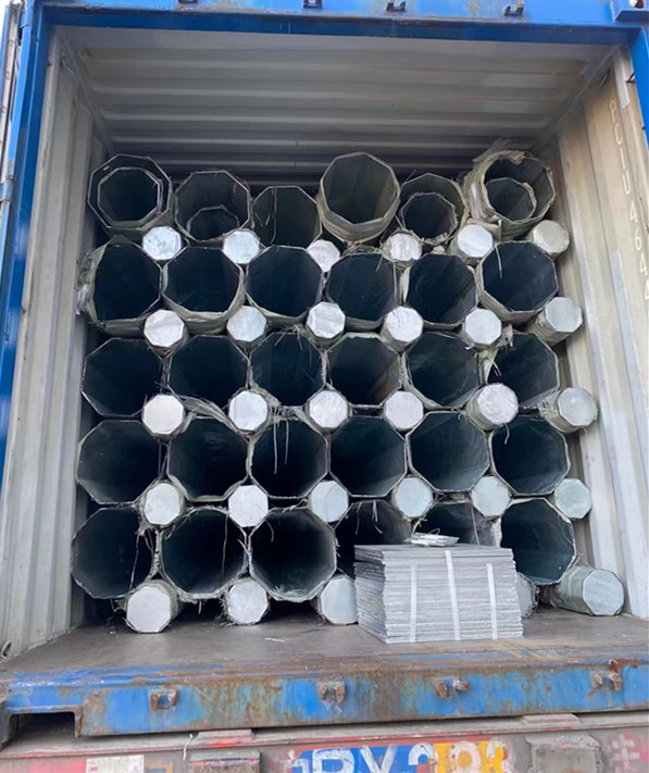 Communication Lattice telecom tower 3 Legs Galvanized Steel Tube Self Support 22