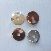 Fabrication sur mesure de tôles en acier inoxydable et aluminium durables, estampage métallique pour pièces et supports de machines