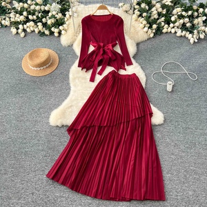 Set Pakaian Wanita Dua Potong Musim Gugur, Atasan dan Rok Lipit Lengan Panjang untuk Wanita, Set Rok 2 Potong - Product Image 6