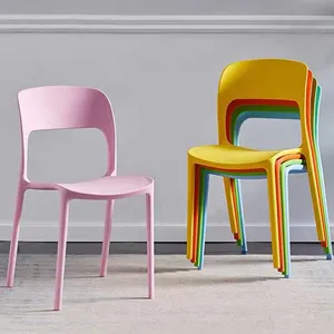 Cadeiras de cozinha empilháveis, cadeiras de plástico empilháveis brancas, pretas e verdes, restaurantes, sala, pp