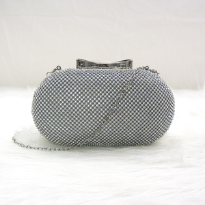 Bolsa de Festa Feminina de Alta Qualidade com Cristais Brilhantes e Strass, Formato Quadrado, Fecho de Gancho e Laço, à Prova d'Água, com Corrente - Product Image 4