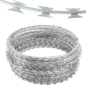 Fil barbelé galvanisé / Rouleau de fil de sécurité <span class=keywords><strong>Concertina</strong></span> à lames – Prix pour clôture de sécurité ferme et prison - Product Image 1