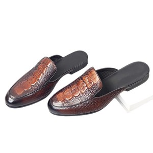 Fashion Men's Genuine Leather Closed Toe Mules Anti Slip Rubber Outsole All Seasons <b>Clogs</b> - Product Image 5