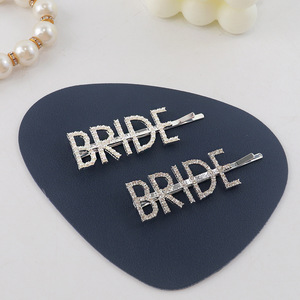 Venta caliente BRIDE Letter Bobby Pins MRS LETTER Pinzas para el cabello Crystal Rhinestones Pearl Bride Letter Horquillas para el cabello Accesorios nupciales para el cabello - Product Image 5
