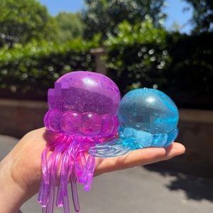 Nuevo Juguete Antiestrés de Medusa Gigante de Goma de Azúcar, Medusa Curativa Needoh, Venta al por Mayor - Product Image 1