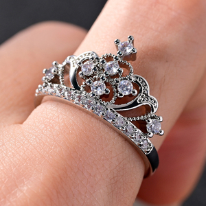 Anello a Corona Impermeabile in Cristallo con Cuore e Zirconi CZ, Gioiello da Sposa Stile Fairycore, per Vendita all'Ingrosso - Product Image 5