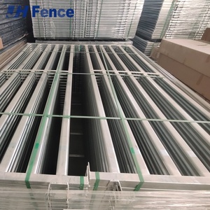 Panneaux pour bétail à connexion rapide : Assemblage sans effort <span class=keywords><strong>avec</strong></span> des poteaux standard, économise des heures de temps d'installation - Product Image 5