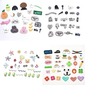 Mini Patchs Brodés Aléatoires Mignons de Dessins Animés à Repasser sur le Thème de la Nourriture, des Gâteaux et des Boissons pour Porte-clés, Sangles, Étiquettes Nom et Décoration de Sacs - Product Image 3
