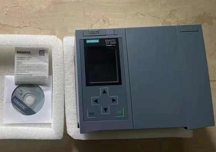 6ES7517-3FP00-0AB0 SIMATIC S7-1500F, CPU 1517F-3 PN/DP, Central Processing Unit 6es7517-3fp00-0ab0 Original Siemens