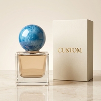 Flacon de parfum carré de luxe en verre de 50 ml avec couvercle en résine personnalisé, impression sérigraphique, design robuste
