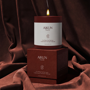 Velas Aromáticas de Soya en Frascos de Cerámica Hechas a Mano por AIKUN OEM para Meditación, Yoga y Sala de Estar - Product Image 1