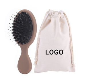 Brosse à <span class=keywords><strong>cheveux</strong></span> ronde mini en gros, en poils <span class=keywords><strong>de</strong></span> sanglier lisses, pour massage, brosse <span class=keywords><strong>de</strong></span> salon économique pour femmes aux <span class=keywords><strong>cheveux</strong></span> longs ou courts - Product Image 1