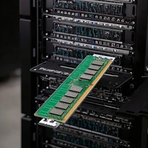 Mémoire serveur 46W0843 1x 64 Go DDR4-2400 LRDIMM PC4-19200T-L Quad Rank X4 Remplacement - Product Image 4