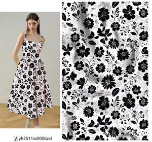 Tissu imprimé en rayonne et nylon crêpé, respirant et doux, sur mesure pour femmes - Product Image 1
