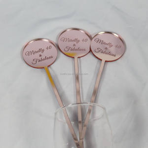 Agitateur <span class=keywords><strong>de</strong></span> boisson avec initiales gravées personnalisées Décor <span class=keywords><strong>de</strong></span> mariage Bâton d'agitation Faveur <span class=keywords><strong>de</strong></span> mariage personnalisée Bâton d'agitation <span class=keywords><strong>de</strong></span> boisson avec <span class=keywords><strong>nom</strong></span> personnalisé - Product Image 3