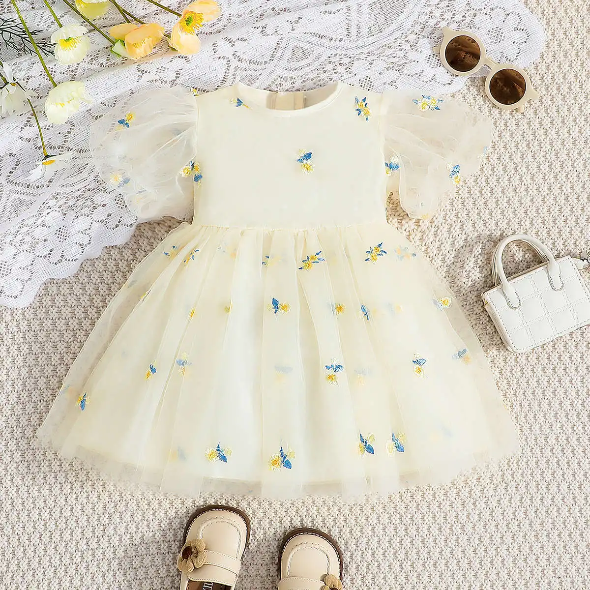 Süßes kleines Mädchen Mode druck Kleid europäische und amerikanische einfarbige Mädchen Prinzessin Kleid Sommerkleid