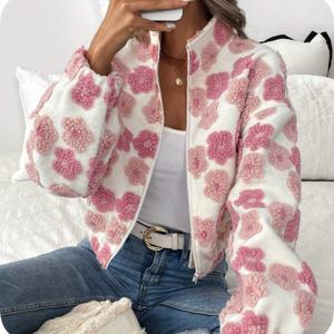 Chaqueta de Forro Polar de Alta Calidad para Mujer, para Invierno, Mangas Largas y Cuello Alto, Patrón Floral Jacquard, Venta al Por Mayor - Product Image 4